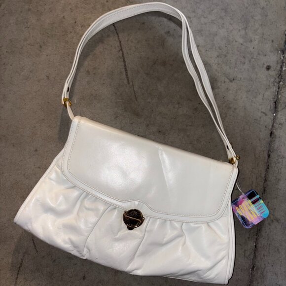 Vintage White Genuine Leather Purse - Picture 2 of 5